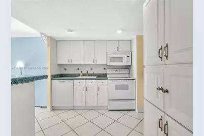9273 Collins Ave #1010, Surfside, FL 33154 - Photo 6