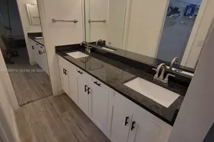 1009 NW 88th Ave, Plantation, FL 33322 - Photo 14