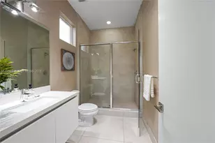 7515 NW 99th Ave, Doral, FL 33178 - Photo 20