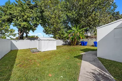 1911 NW 30th St #3, Miami, FL 33142 - Photo 14