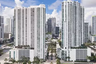 90 SW 3rd St, Miami, FL 33130 - Photo 36