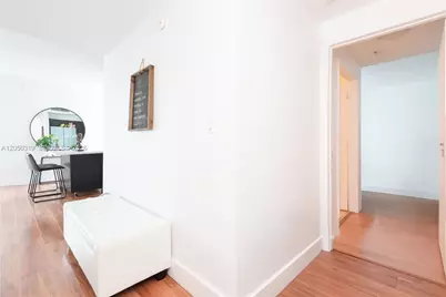 90 SW 3rd St #2113, Miami, FL 33130 - Photo 18