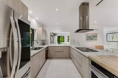 771 Fairway Dr, Miami Beach, FL 33141 - Photo 8