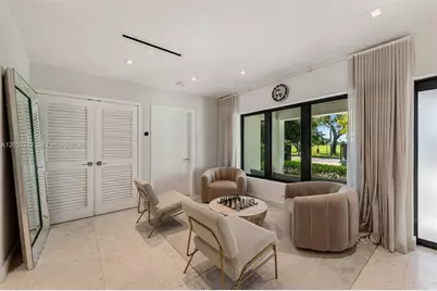 771 Fairway Dr, Miami Beach, FL 33141 - Photo 12