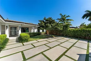 771 Fairway Dr, Miami Beach, FL 33141 - Photo 4