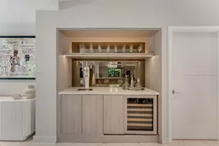 771 Fairway Dr, Miami Beach, FL 33141 - Photo 16