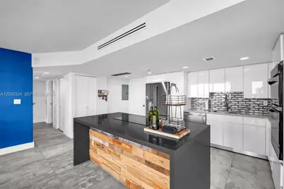 7135 Collins Ave #736, Miami Beach, FL 33141 - Photo 6