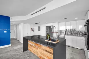 7135 Collins Ave, Miami Beach, FL 33141 - Photo 6