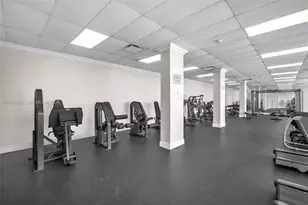 7135 Collins Ave, Miami Beach, FL 33141 - Photo 22