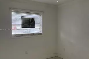 1265 W 24th St, Hialeah, FL 33010 - Photo 8