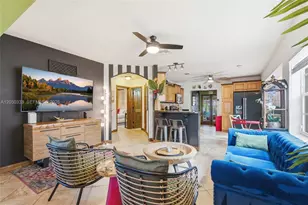 2538 Liberty St, Hollywood, FL 33020 - Photo 10