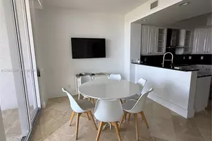 21200 Point Pl, Aventura, FL 33180 - Photo 6
