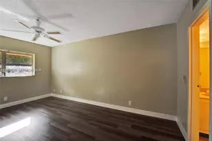 1030 Country Club Dr, Margate, FL 33063 - Photo 12