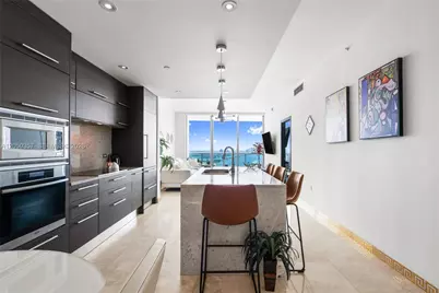 900 Biscayne Blvd #3704, Miami, FL 33132 - Photo 2