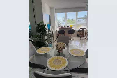 4925 Collins Ave #2D, Miami Beach, FL 33140 - Photo 4