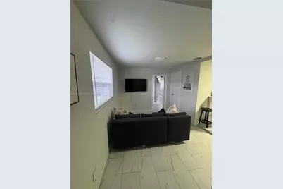 2211 NW 82nd St #2, Miami, FL 33147 - Photo 6