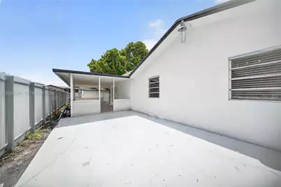 6161 E 4th Ave, Hialeah, FL 33013 - Photo 32