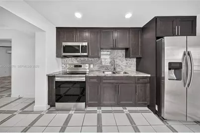 6161 E 4th Ave, Hialeah, FL 33013 - Photo 12
