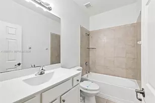 125 SE 34th Terrace, Homestead, FL 33033 - Photo 16
