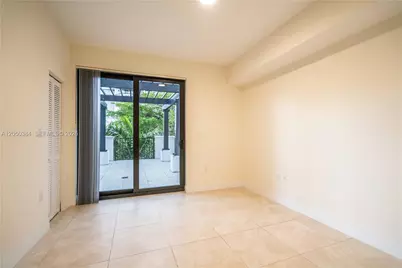 1091 Galiano St #304, Coral Gables, FL 33134 - Photo 12