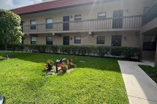 21906 Lake Forest Cir, Boca Raton, FL 33433 - Photo 18