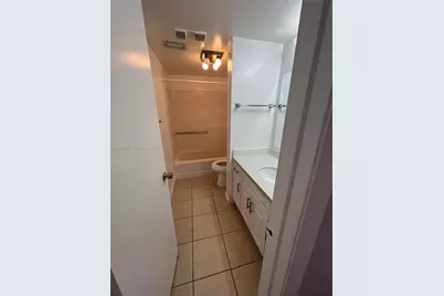 21906 Lake Forest Cir #103, Boca Raton, FL 33433 - Photo 12