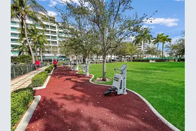 1025 92nd St #601, Bay Harbor Islands, FL 33154 - Photo 34