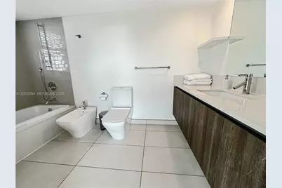 1025 92nd St #601, Bay Harbor Islands, FL 33154 - Photo 14