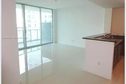 300 S Biscayne Blvd #T-3505, Miami, FL 33131 - Photo 2