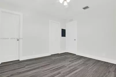 929 South N St #4, Lake Worth, FL 33460 - Photo 10