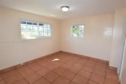 2615 SW 20th St, Miami, FL 33145 - Photo 14