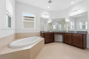 15239 Goldfinch Cir, Westlake, FL 33470 - Photo 20