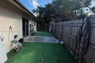 4280 N Dixie Hwy, Boca Raton, FL 33431 - Photo 22