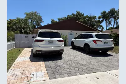 4280 N Dixie Hwy, Boca Raton, FL 33431 - Photo 4