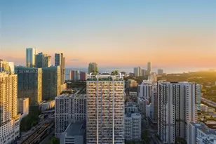 152 SW 9th St, Miami, FL 33130 - Photo 10