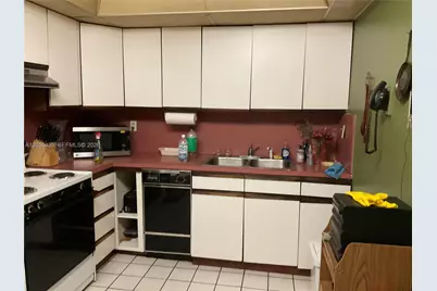 201 180th Dr #206, Sunny Isles Beach, FL 33160 - Photo 2