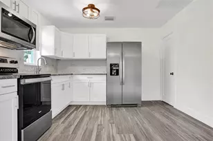 929 S N St, Lake Worth, FL 33460 - Photo 8