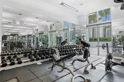 90 SW 3rd St #3703, Miami, FL 33130 - Photo 30