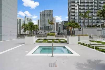 690 SW 1st Ct #1706, Miami, FL 33130 - Photo 24