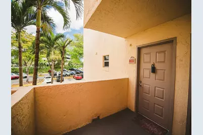 8373 Lake Dr #201, Doral, FL 33166 - Photo 36