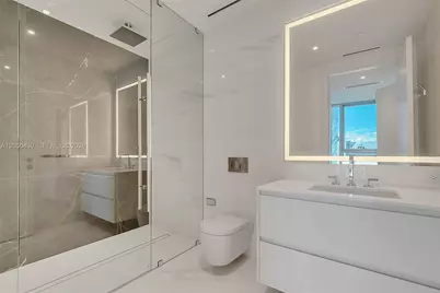 300 Biscayne Boulevard Way #3008W, Miami, FL 33131 - Photo 22