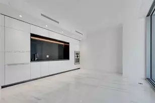 300 Biscayne Blvd Way, Miami, FL 33131 - Photo 4