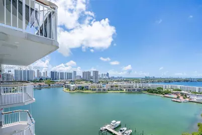 18081 Biscayne Blvd #1903, Aventura, FL 33160 - Photo 8
