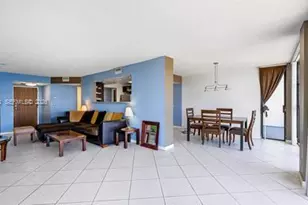 200 E Leslie Dr, Hallandale Beach, FL 33009 - Photo 14