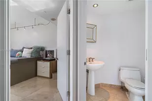 1331 Brickell Bay Dr, Miami, FL 33131 - Photo 34