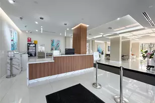 2401 S Ocean Dr, Hollywood, FL 33019 - Photo 8