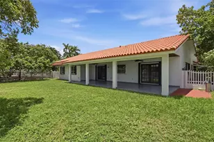 4531 SW 146th Ct, Miami, FL 33175 - Photo 2
