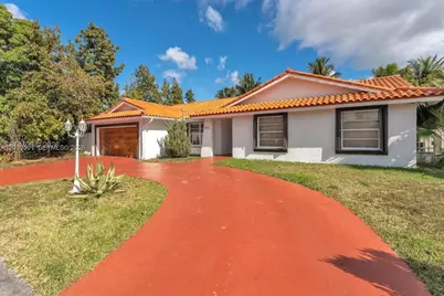 4531 SW 146th Ct, Miami, FL 33175 - Photo 2