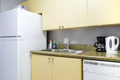 2280 SW 32nd Ave #213, Miami, FL 33145 - Photo 20