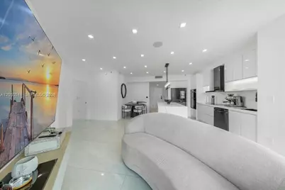 350 S Miami Ave #2314, Miami, FL 33130 - Photo 6
